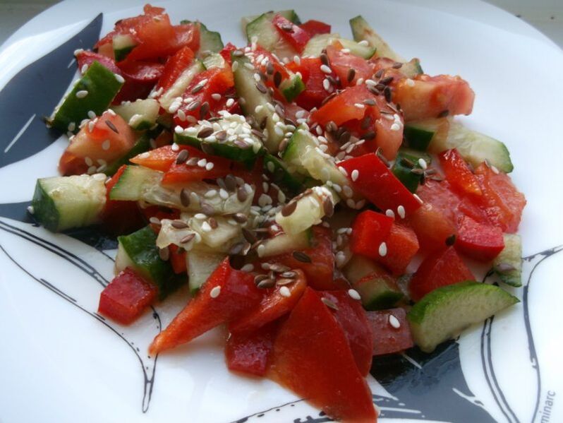 Kilo kaybı için keten tohumu salatası